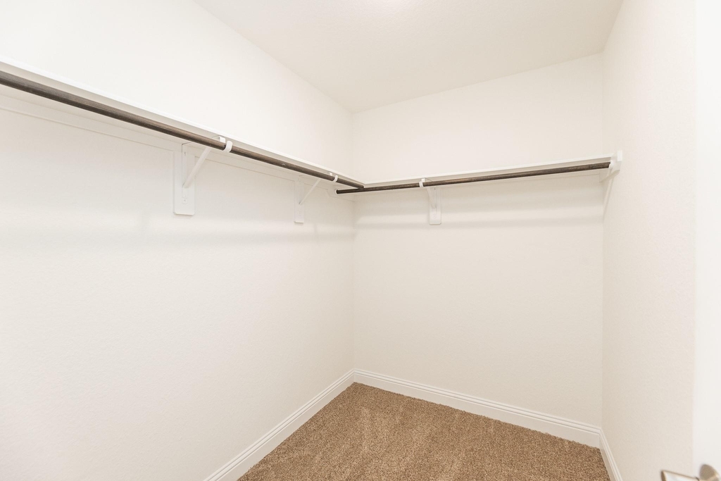 16611 Highland Country Drive - Photo 35