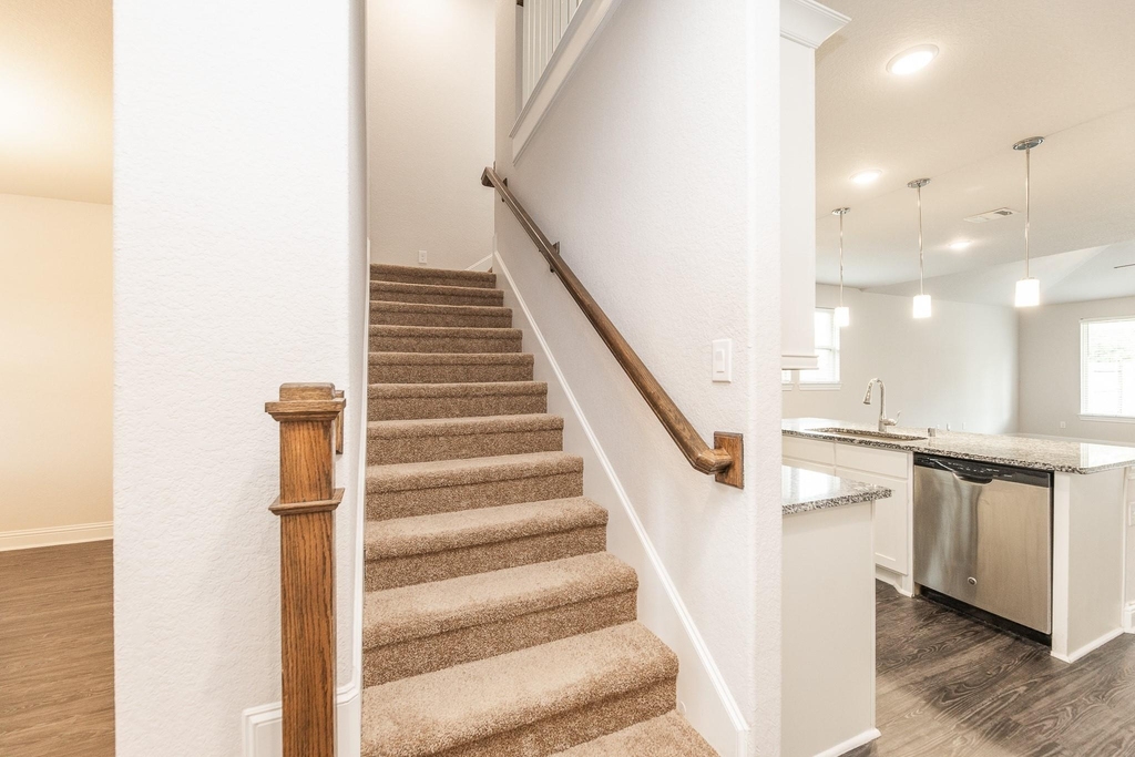 16611 Highland Country Drive - Photo 28