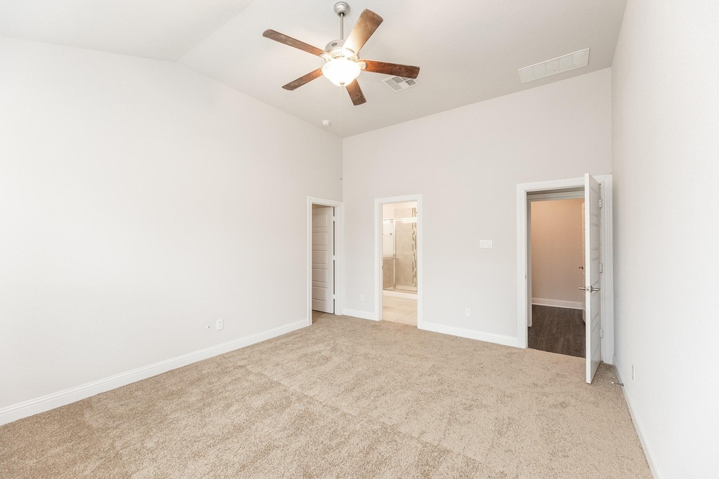 16611 Highland Country Drive - Photo 20