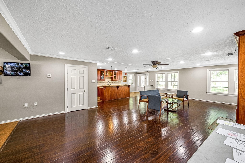 18718 Vickers Road - Photo 29