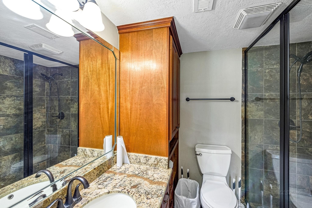 18718 Vickers Road - Photo 28