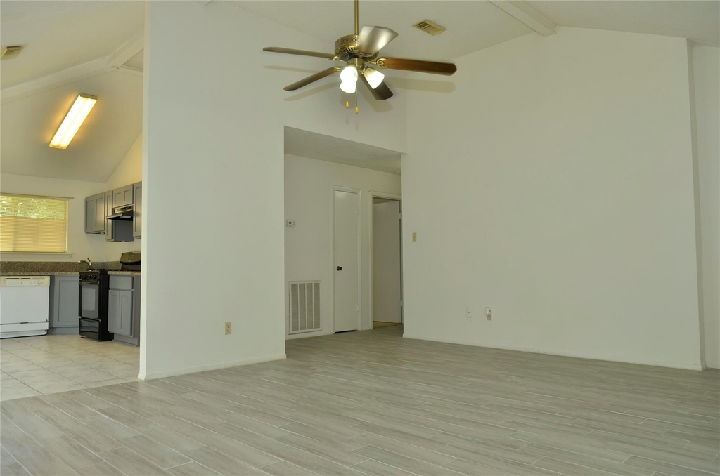 10094 Ash Fork Drive - Photo 3
