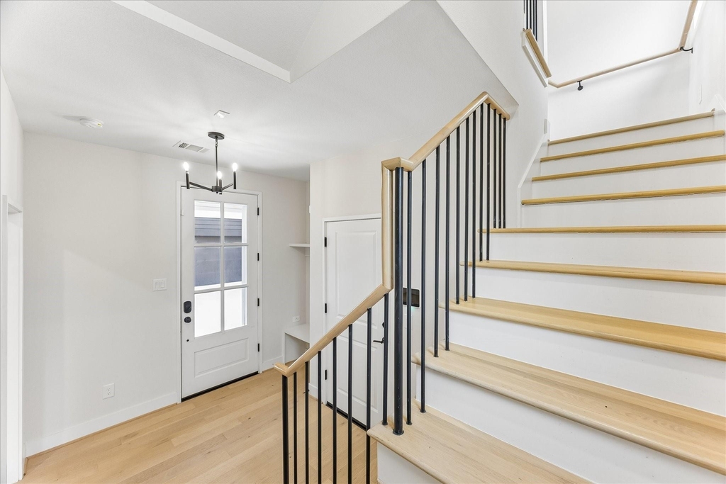 2204 Lou Ellen Lane - Photo 16