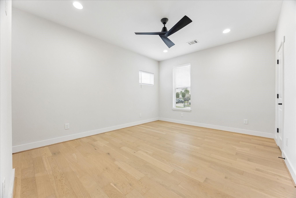 2204 Lou Ellen Lane - Photo 28