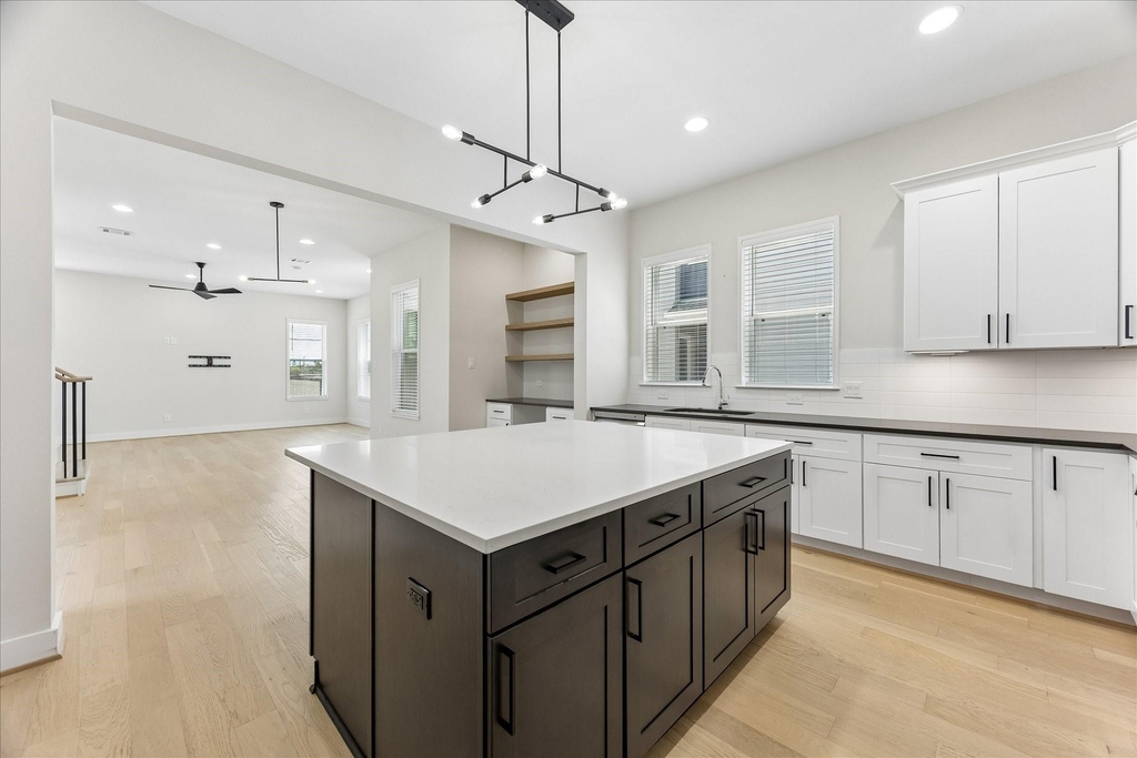 2204 Lou Ellen Lane - Photo 21