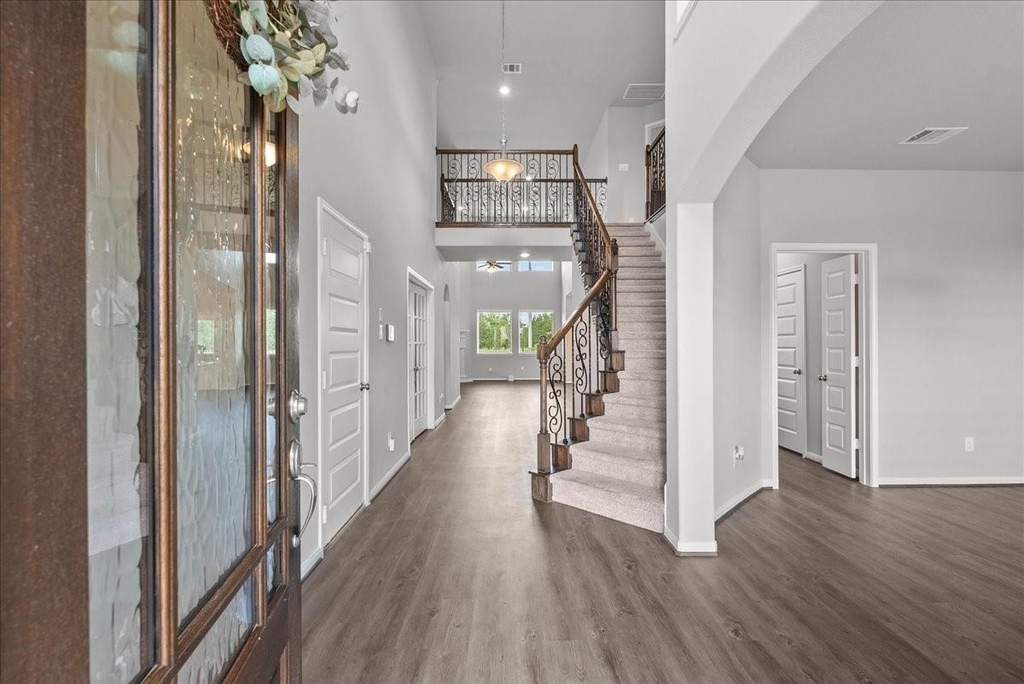 1833 Kenley Way - Photo 2