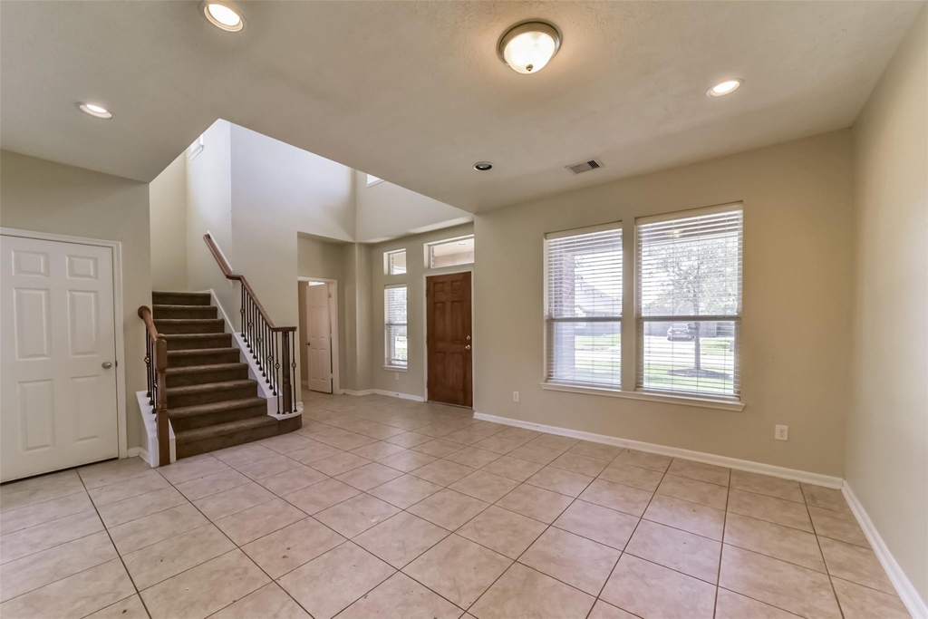 2815 E Trailblazer Lane - Photo 7