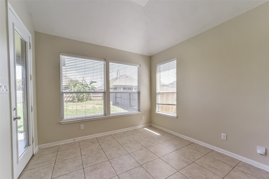 2815 E Trailblazer Lane - Photo 19