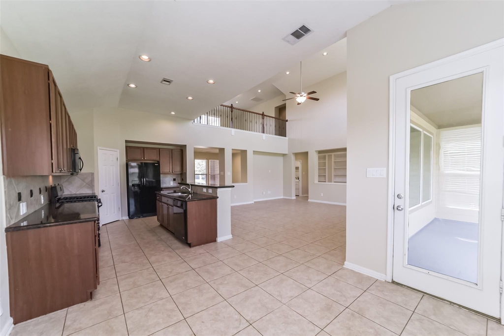 2815 E Trailblazer Lane - Photo 20