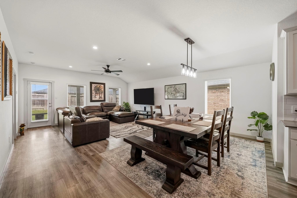 919 Tall Shire Court - Photo 7