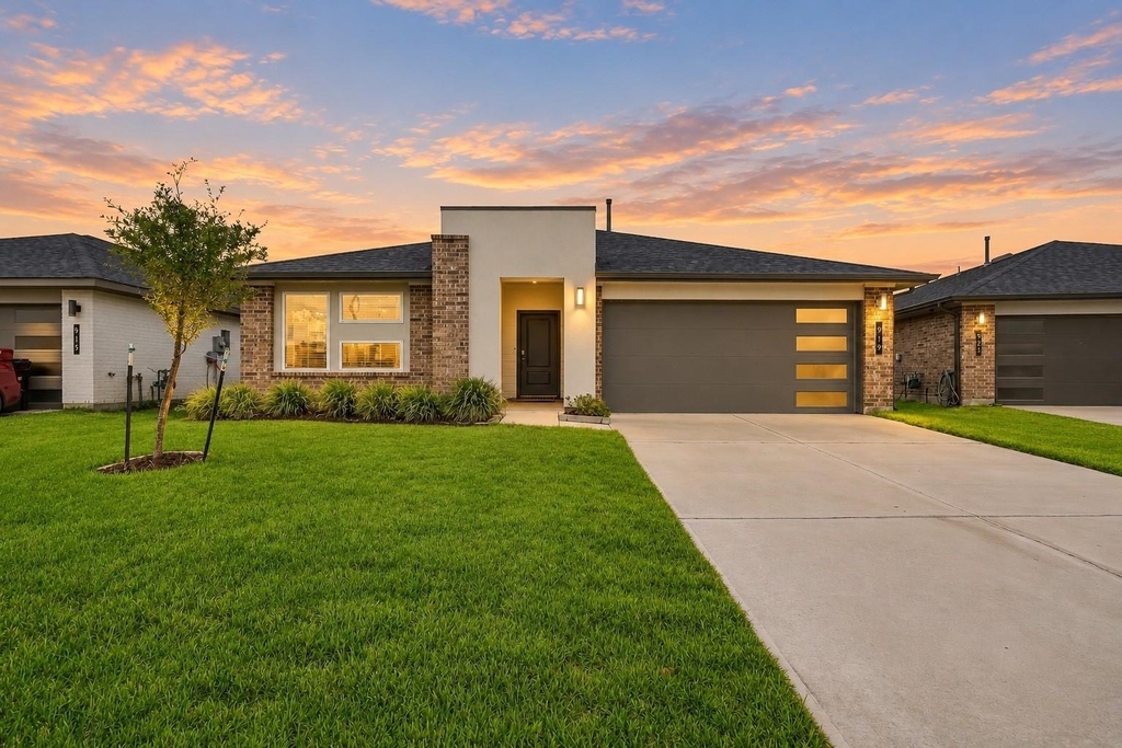 919 Tall Shire Court - Photo 0