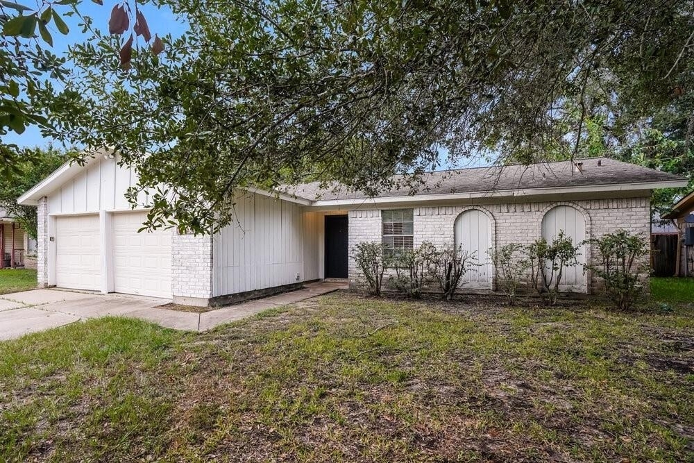 22630 Leedstown Lane - Photo 1