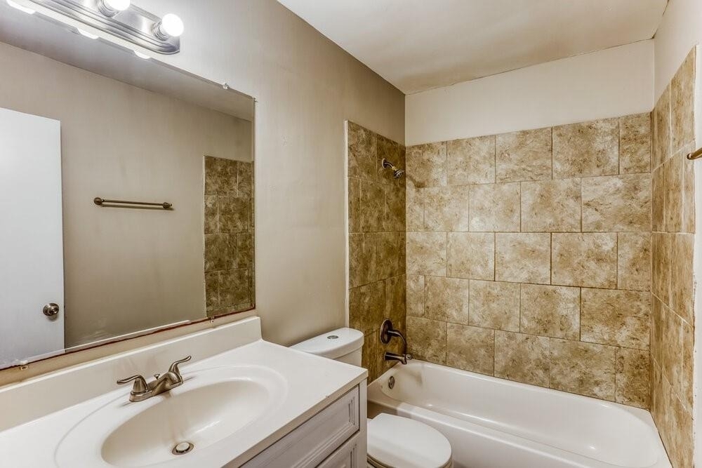 22630 Leedstown Lane - Photo 13