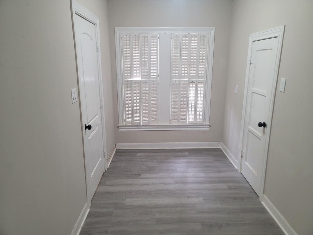 911 N Ashbel Street - Photo 11