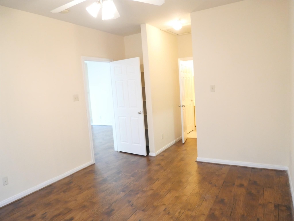 6289 Wilcrest Drive - Photo 13