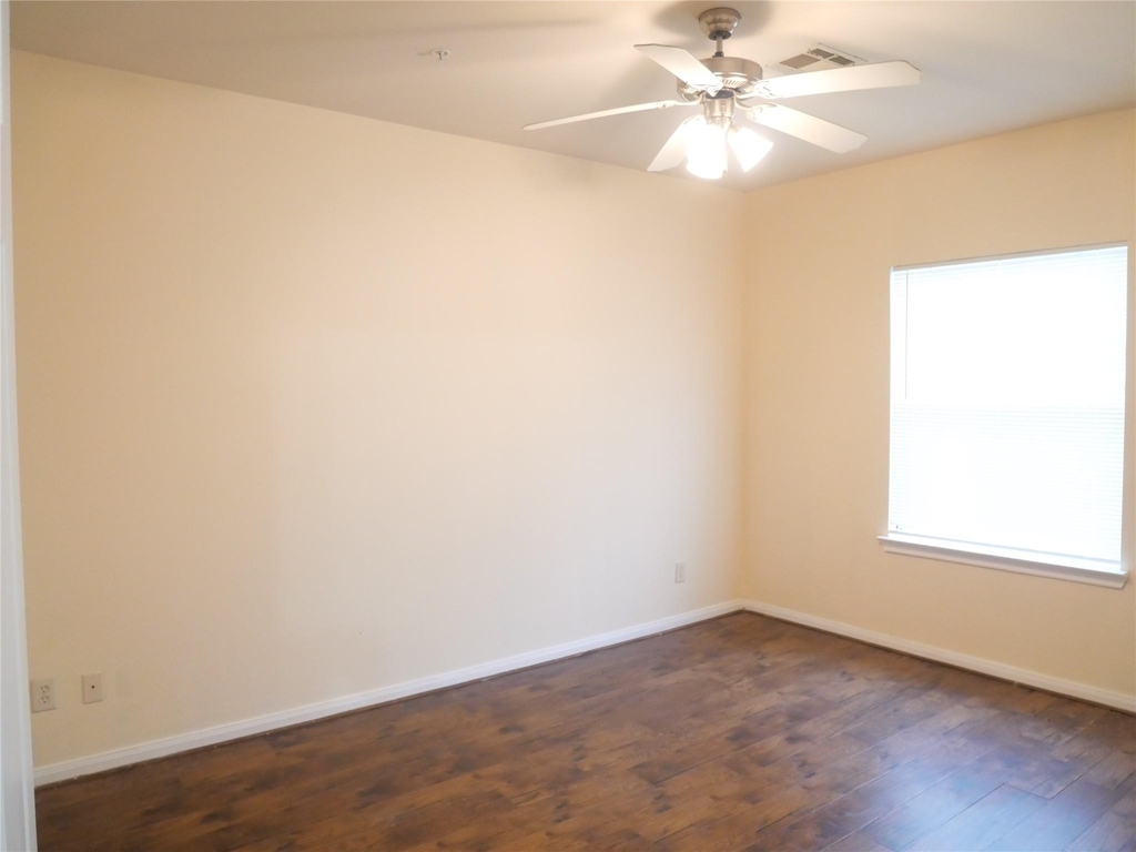 6289 Wilcrest Drive - Photo 12