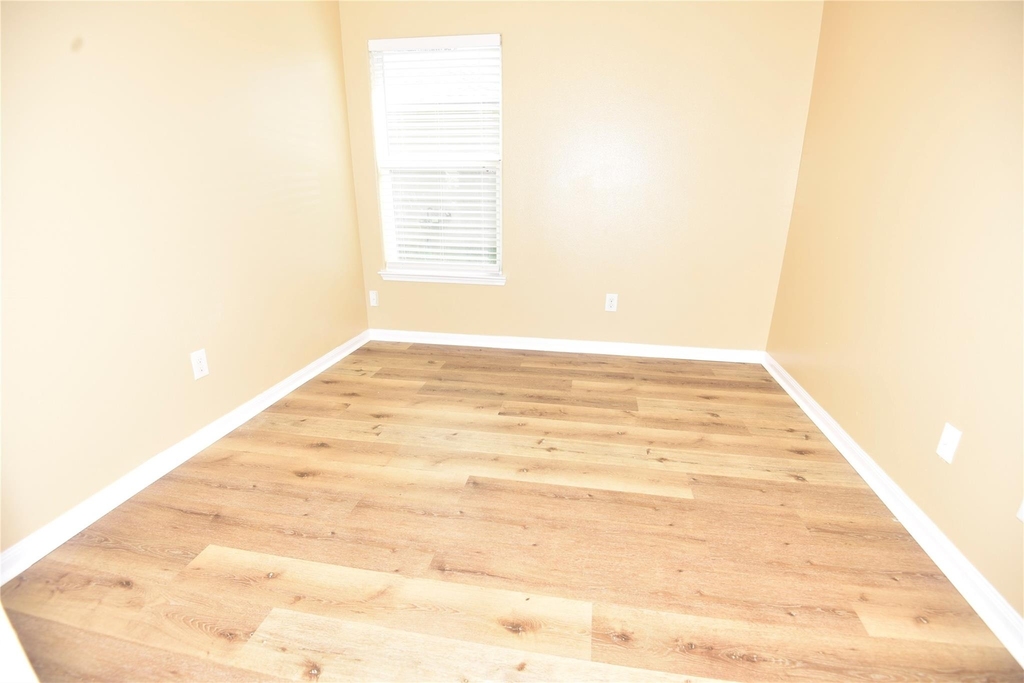 26811 Blacktail Court - Photo 16