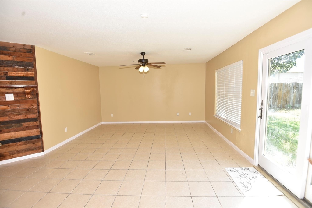 26811 Blacktail Court - Photo 12