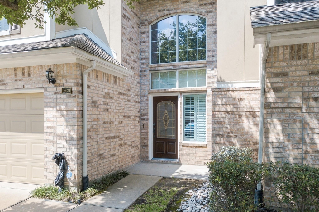 16031 Cassandra Park Street - Photo 32