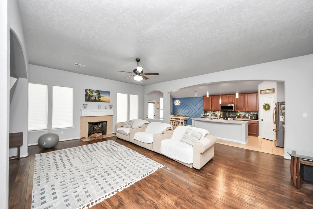 13806 Brighton Park Drive - Photo 3