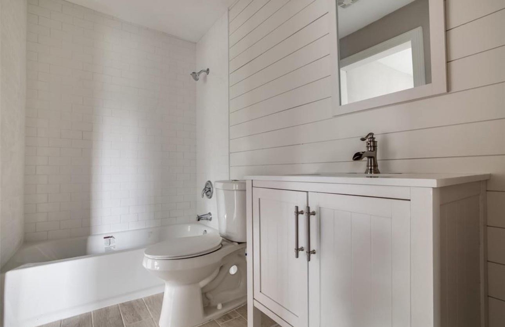 7135 Avenue C - Photo 2