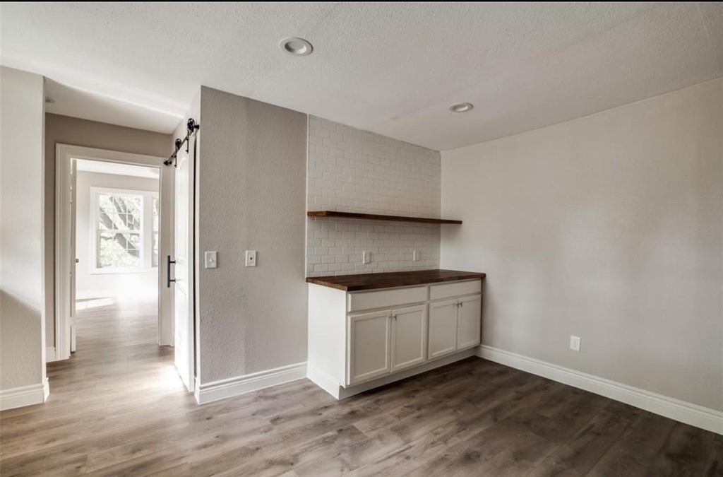 7135 Avenue C - Photo 1