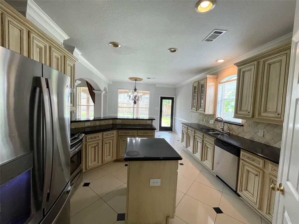 9343 Buffalo Bend Lane - Photo 11