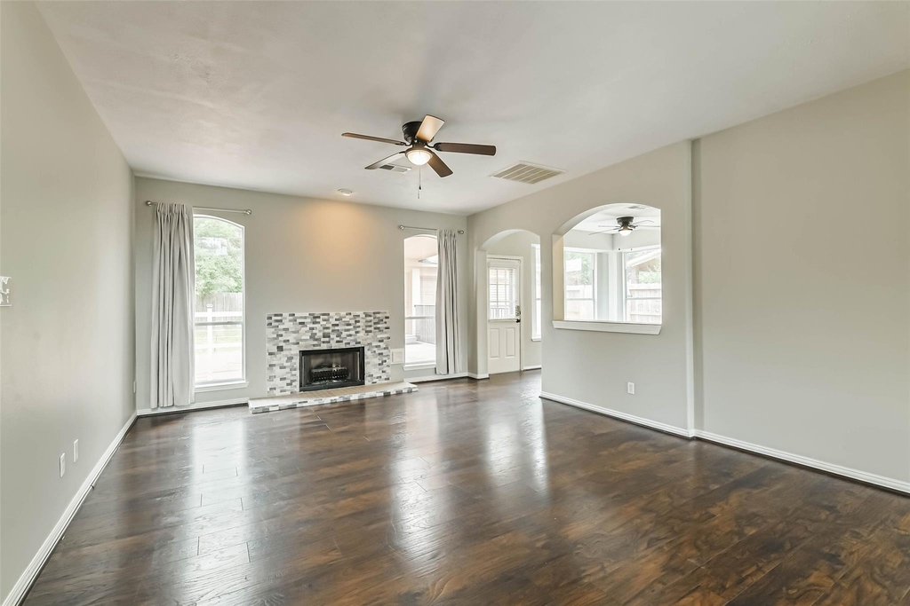7510 Stonesfield Place - Photo 4
