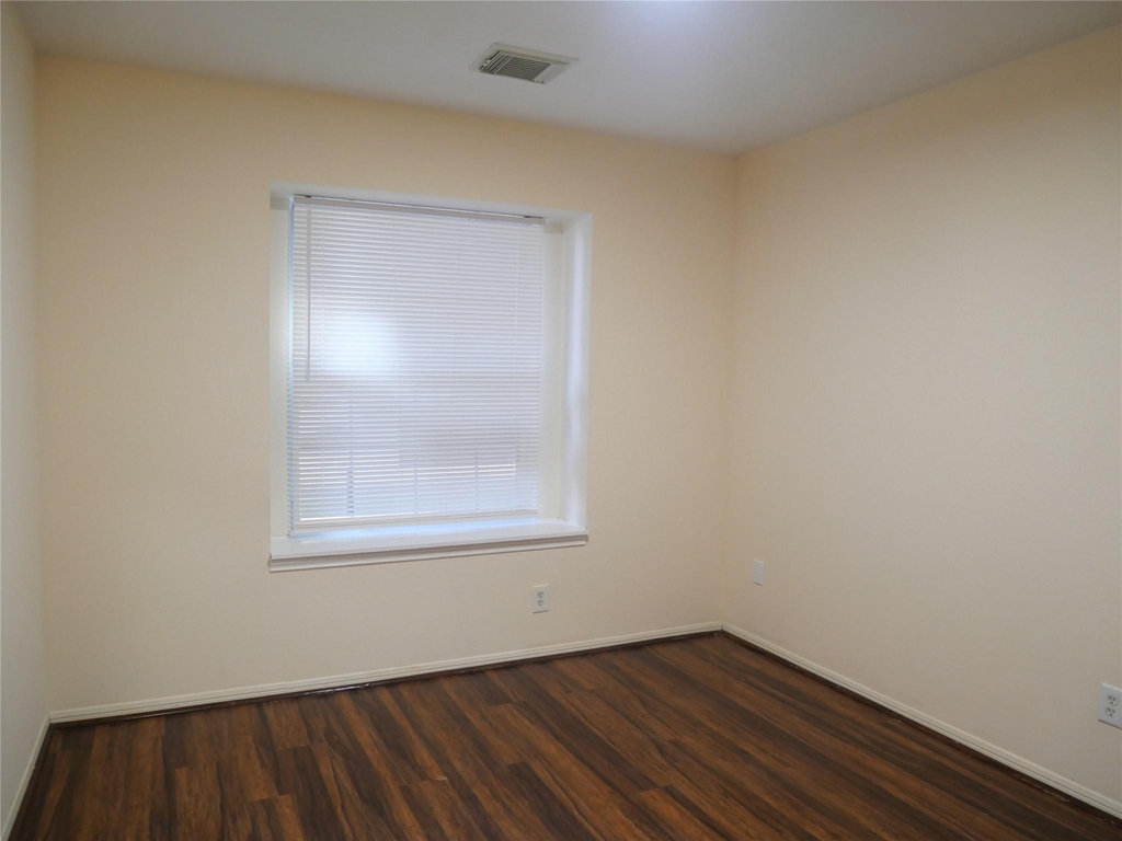 4923 Callery Creek Drive - Photo 8
