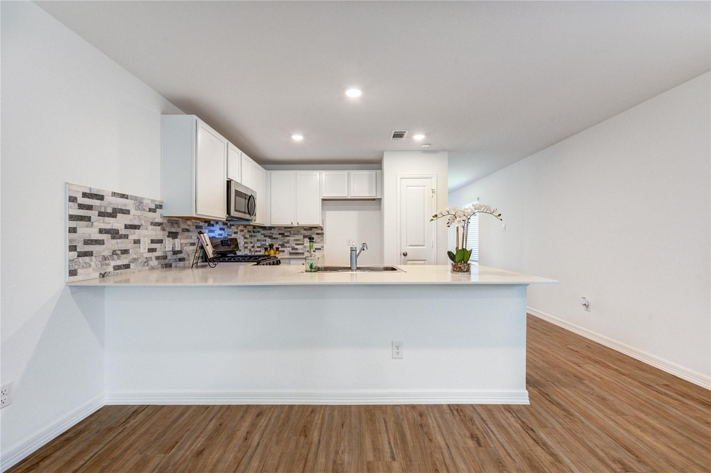 20926 Zuccala Drive - Photo 17