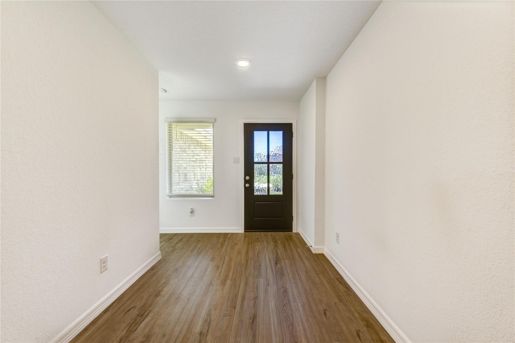 20926 Zuccala Drive - Photo 4