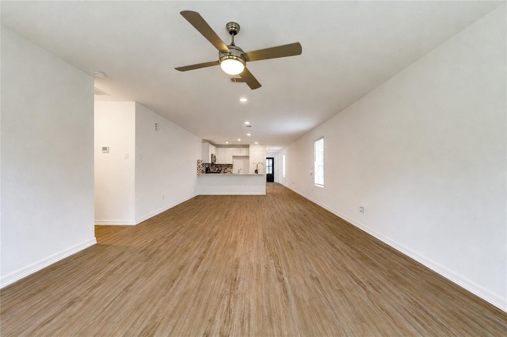 20926 Zuccala Drive - Photo 11