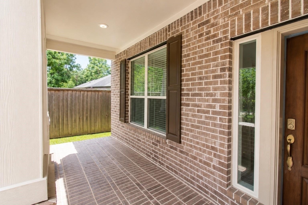 286 Capriccio Lane - Photo 0