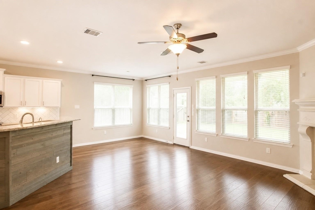286 Capriccio Lane - Photo 7