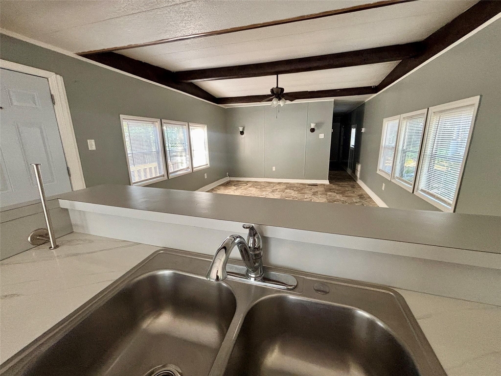 13405 Commander Circle - Photo 7