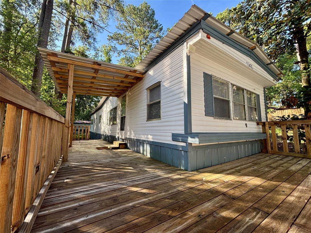 13405 Commander Circle - Photo 0