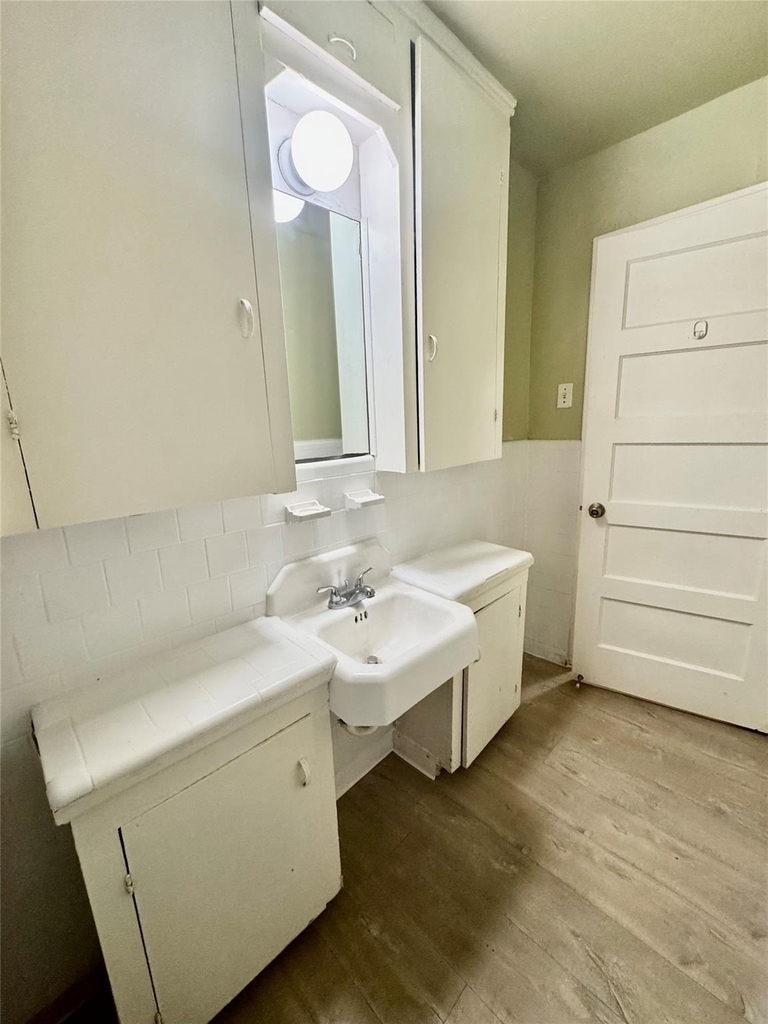 2431 Shakespeare St - Photo 13