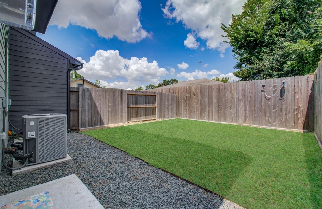 3107 Webster Street - Photo 34