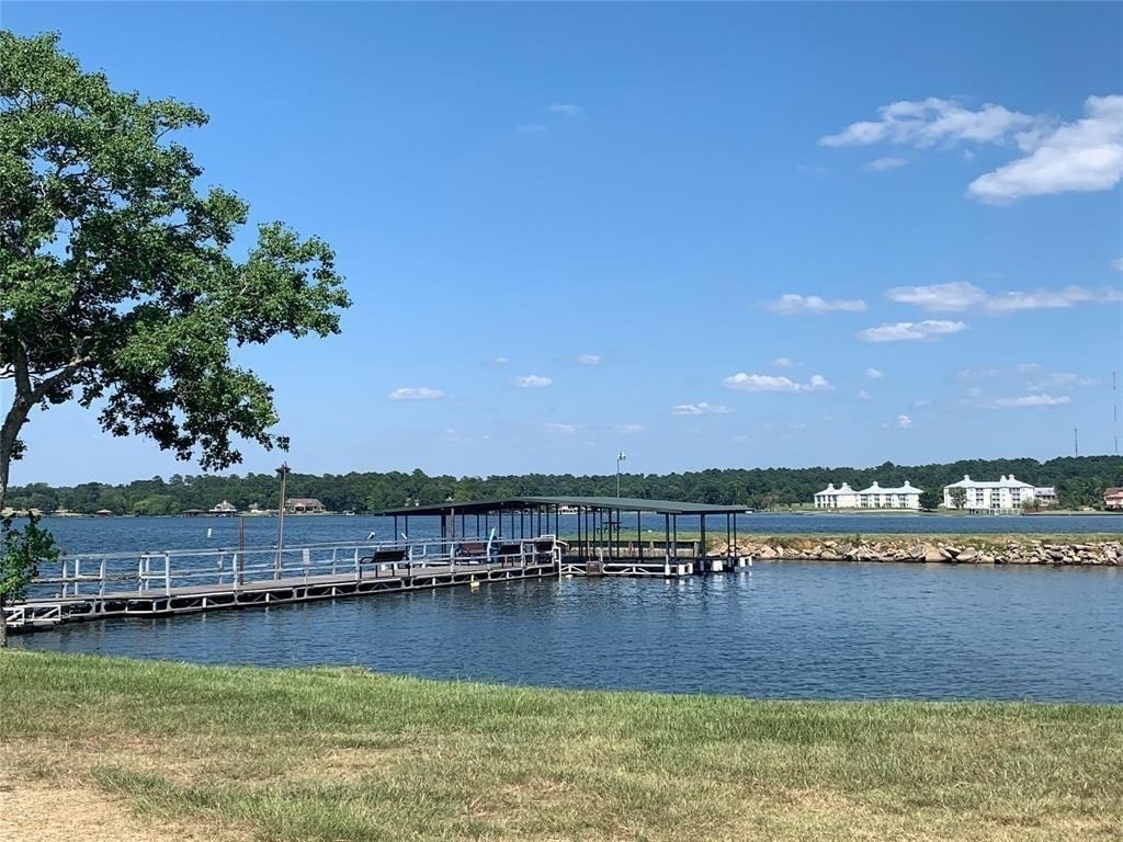 9820 W Shore Drive - Photo 28