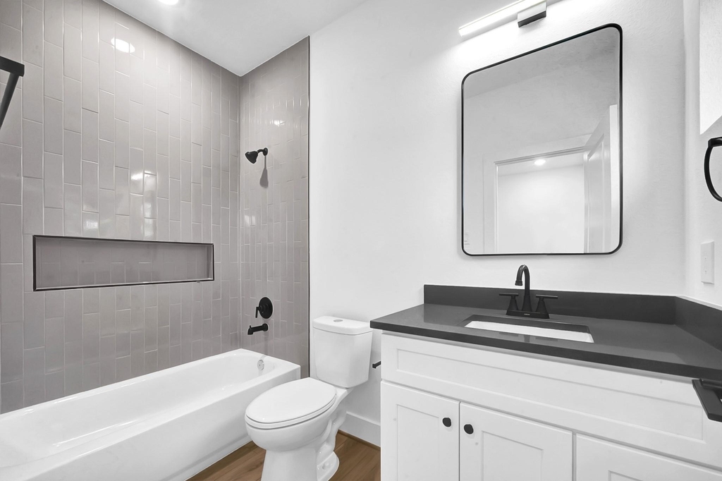 7825 Colonial Lane - Photo 13