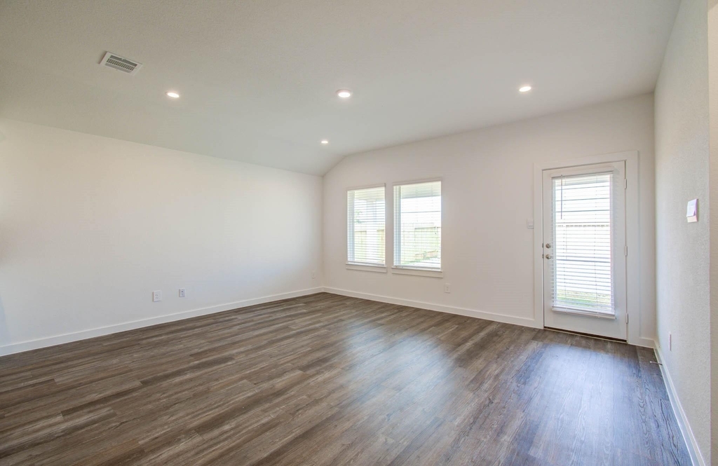 8922 Colicroot Drive - Photo 17
