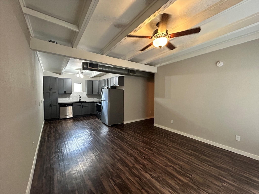 219 Marshall Street - Photo 1