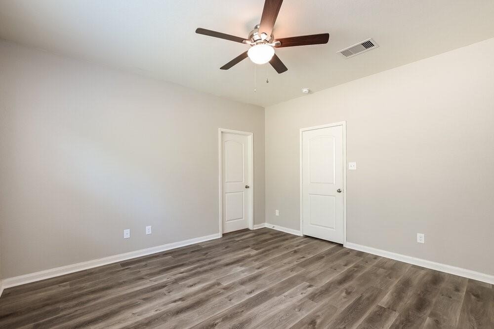 25178 Dickens Drive - Photo 11