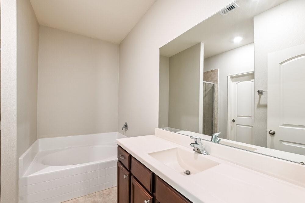25178 Dickens Drive - Photo 8