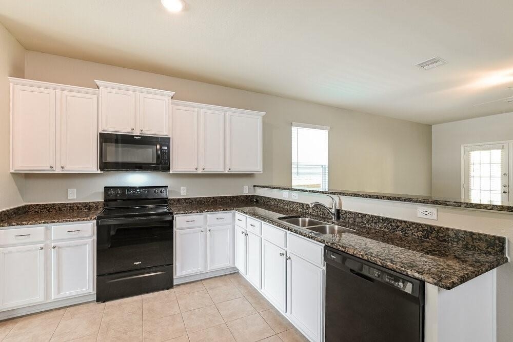 25178 Dickens Drive - Photo 5