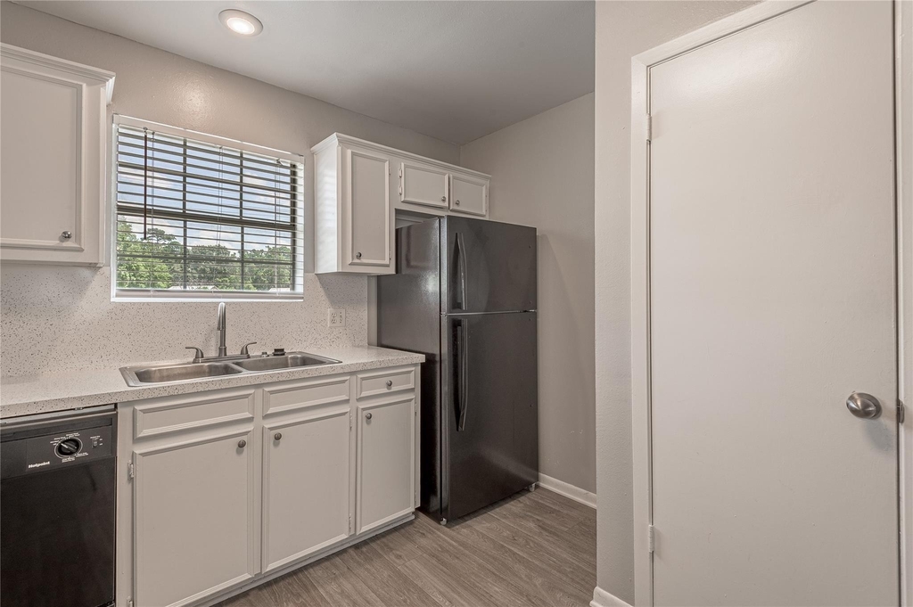 600 Palm Street - Photo 9