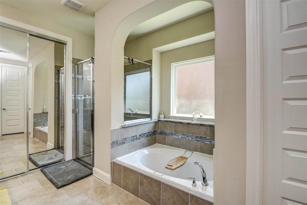 25710 Oakwood Knoll Drive - Photo 22