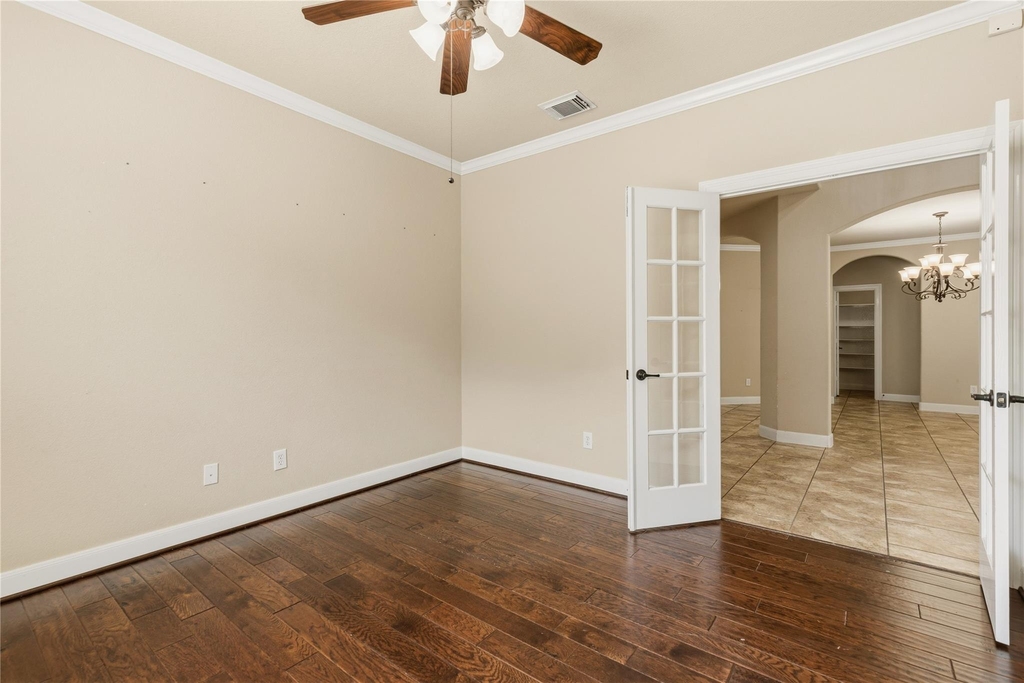 10702 Winding Green Drive - Photo 9