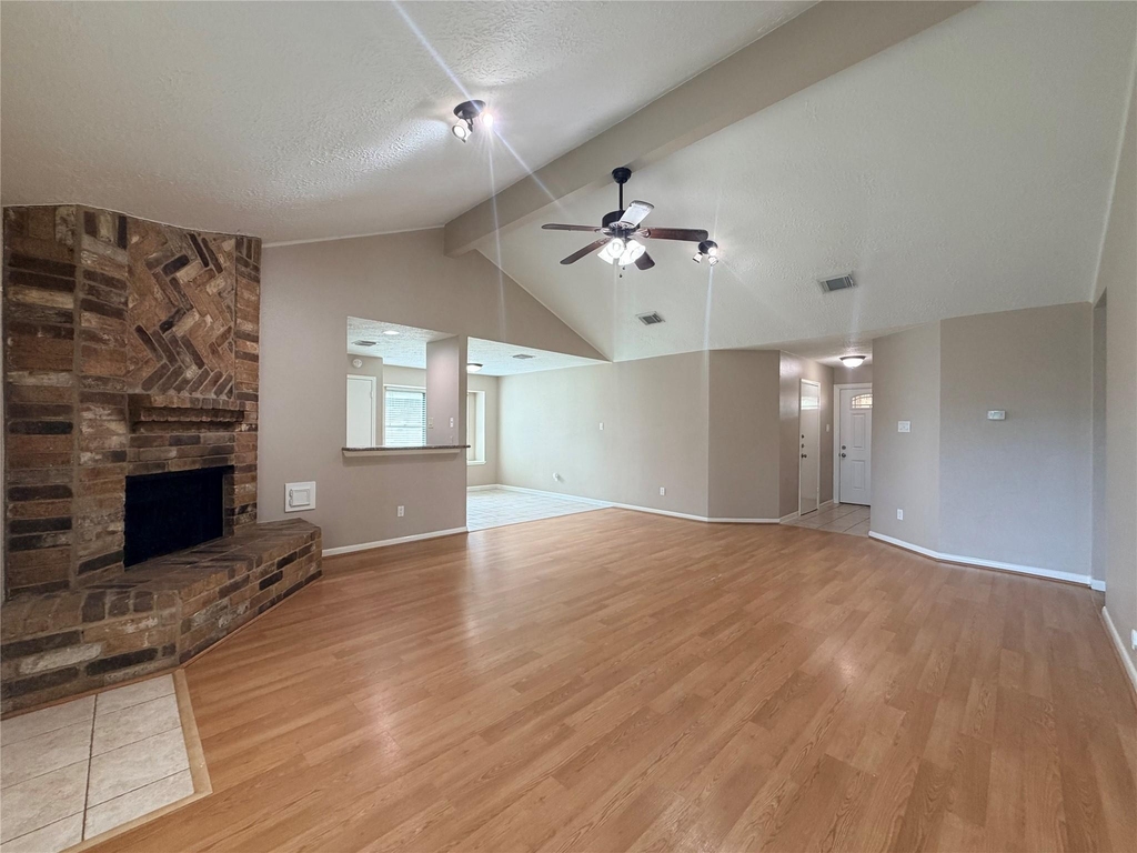 1146 Maple Creek Drive - Photo 5