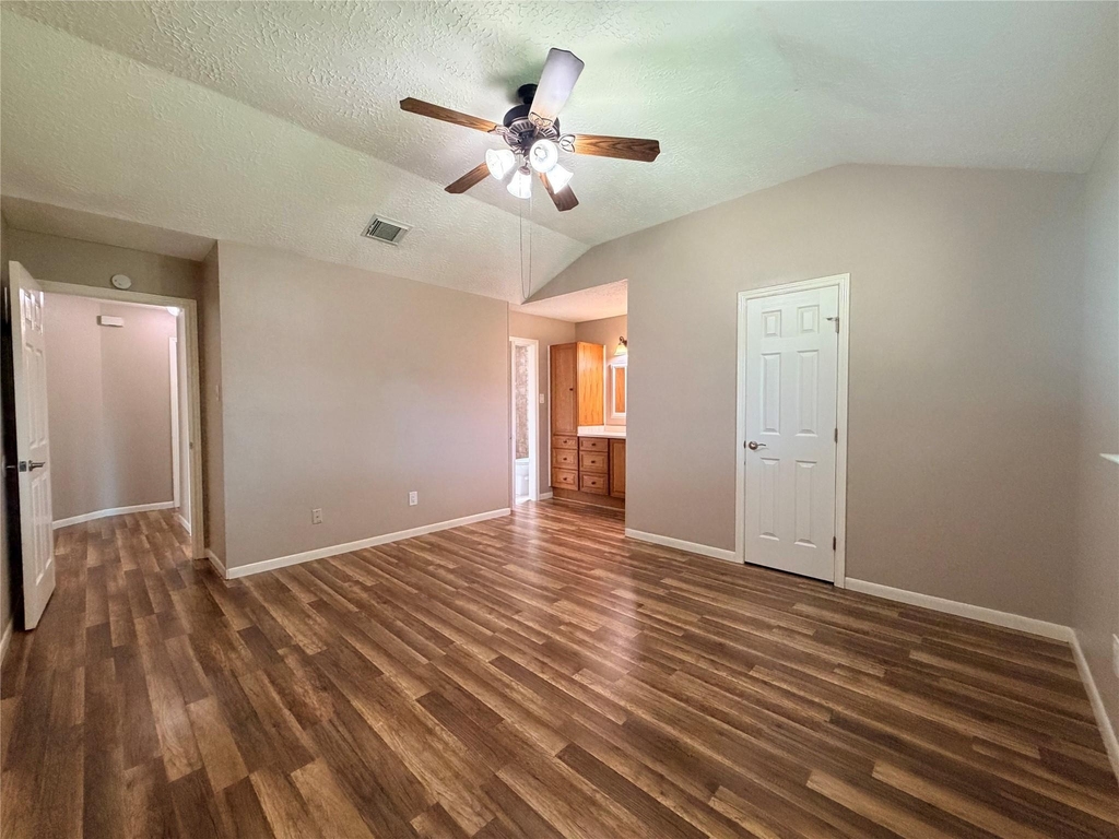 1146 Maple Creek Drive - Photo 11